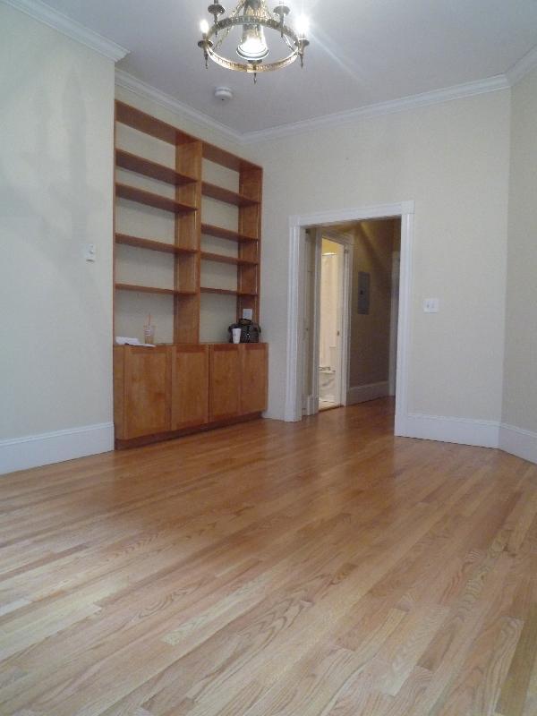 73 W Cedar St in Boston, MA - Building Photo - Building Photo