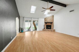 11720 Running Fox Trail in Austin, TX - Building Photo - Building Photo