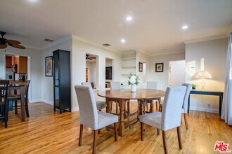 16641 Gilmore St in Los Angeles, CA - Building Photo - Building Photo