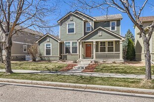 5221 Country Squire Way in Fort Collins, CO - Building Photo