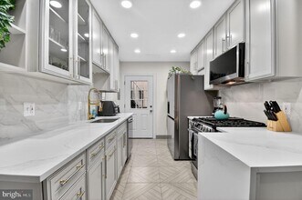 1919 19th St NW in Washington, DC - Building Photo - Building Photo