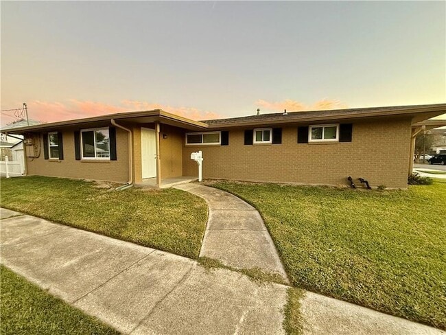 1385 Cherokee Ave in Metairie, LA - Building Photo - Building Photo