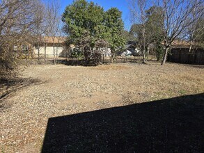 7023 Greenberry Dr in San Antonio, TX - Building Photo - Building Photo