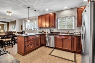 246 Crestwood Ave in Buffalo, NY - Building Photo - Building Photo