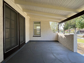 2318 Eucalyptus Ave, Unit 2318 in Long Beach, CA - Building Photo - Building Photo