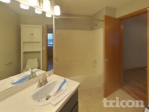 1214 Widgeon Way in Buffalo, MN - Building Photo - Building Photo