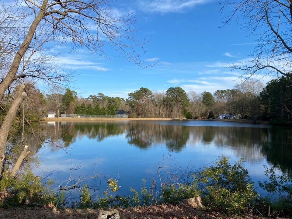 101 Teal Lake Dr in Holly Springs, NC - Building Photo