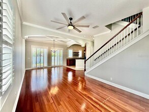 6545 Simone Shores Cir in Apollo Beach, FL - Building Photo - Building Photo