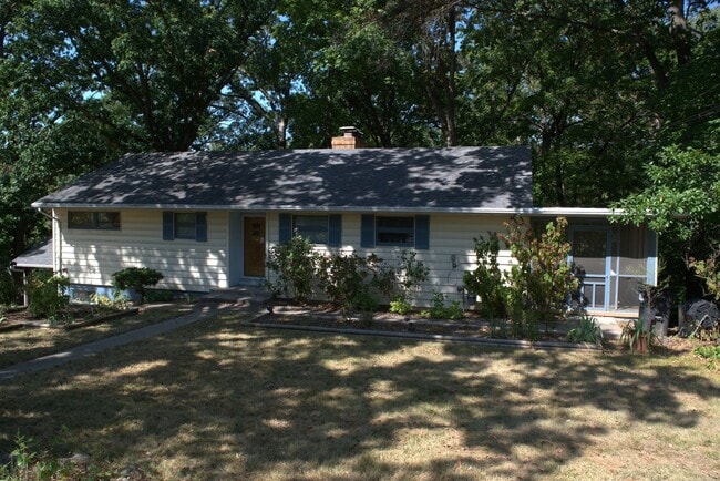 property at 819 Edgewood Ave