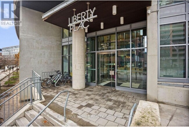 150 E Liberty St in Toronto, ON - Building Photo - Building Photo