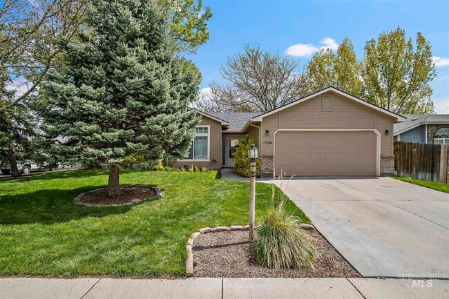 property at 1334 N Gawaine Pl