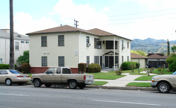 1032-1034 W Glenoaks Blvd in Glendale, CA - Building Photo - Building Photo