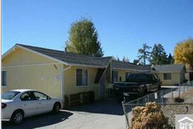 901 Greenway Dr in Big Bear City, CA - Building Photo