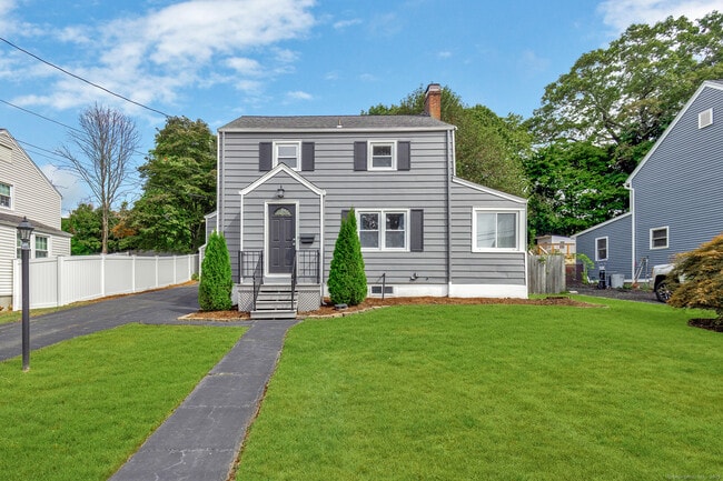 property at 23 Oldroyd St
