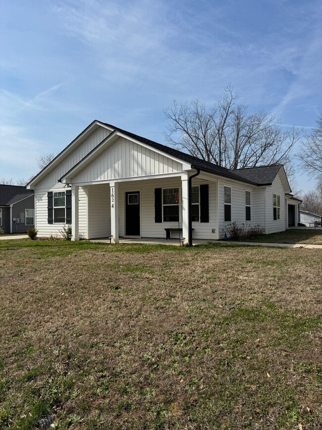 property at 1624 S Center St