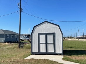 4 Squid Ln in Palacios, TX - Building Photo - Building Photo