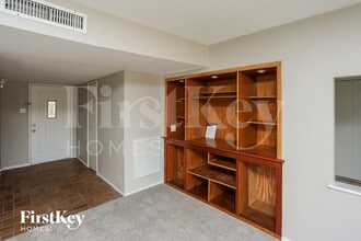 2105 Highbury Rd in Carrollton, TX - Building Photo - Building Photo