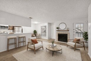 Carmel at Deerfield in San Antonio, TX - Building Photo