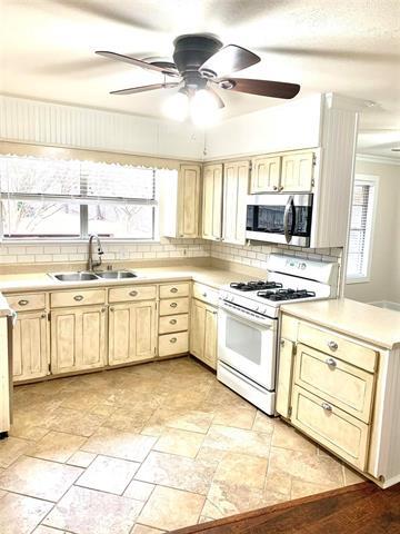 320 Elm Dr in Rockwall, TX - Building Photo - Building Photo