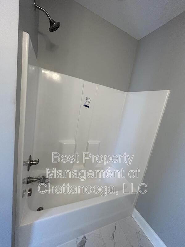 11 Woodvale Ave in Chattanooga, TN - Building Photo - Building Photo