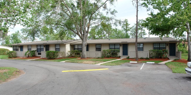Wingwood in Orlando, FL - Building Photo - Building Photo