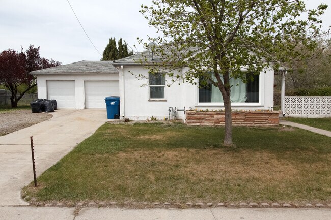 property at 273 e 100 n