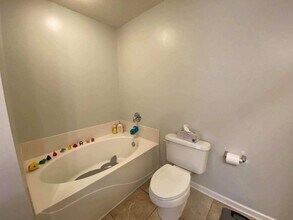 216 Tigers Paw Dr in Pooler, GA - Building Photo - Building Photo