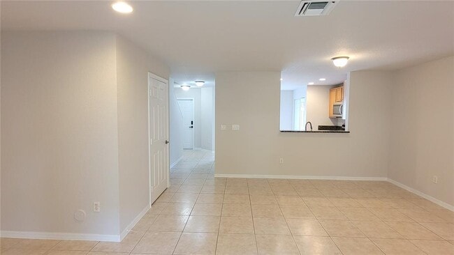 5923 Manchester Way in Tamarac, FL - Building Photo - Building Photo
