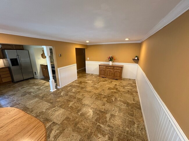 1647 Roosevelt Ave, Unit 1