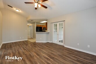 1066 Ireland Dr in Deltona, FL - Building Photo - Building Photo