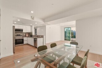 1759 N Gower St in Los Angeles, CA - Building Photo - Building Photo