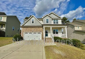385 Falls Creek Dr in Spring Lake, NC - Building Photo