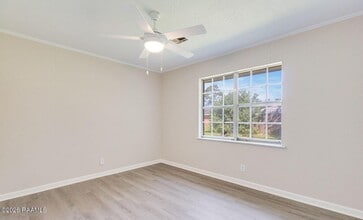 1842 Grace Pete St in Crowley, LA - Building Photo - Building Photo