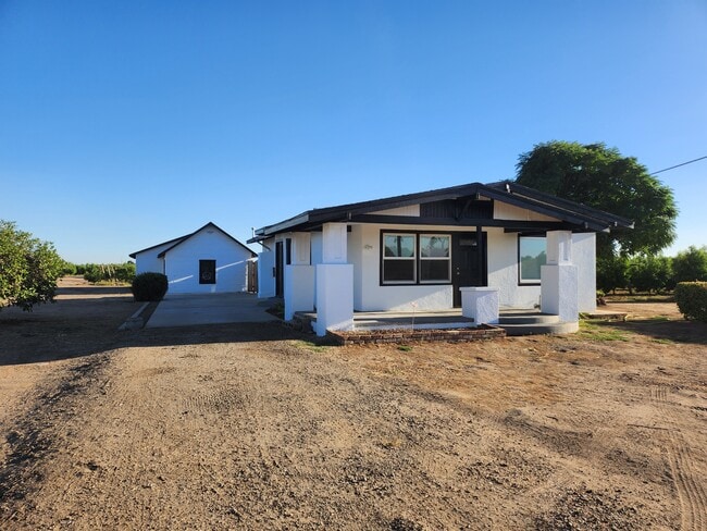 property at 22337 E Huntsman Ave