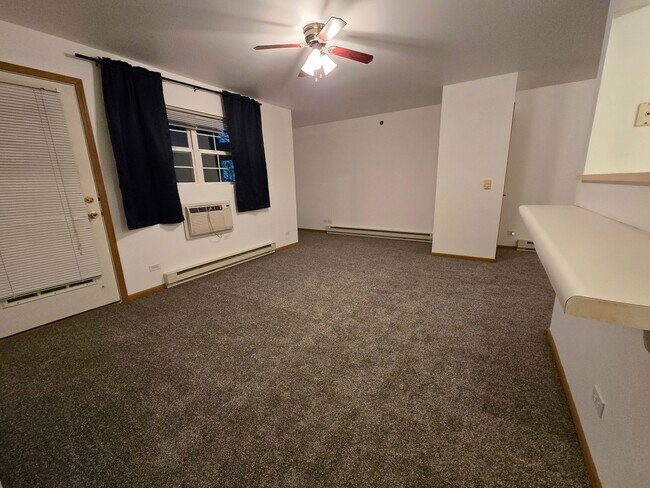 430 Cunat Blvd in Richmond, IL - Building Photo - Building Photo