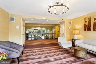 950 25th St NW in Washington, DC - Building Photo - Building Photo