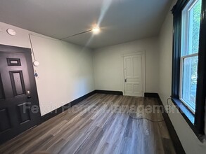 19 S Ann St in Lancaster, PA - Building Photo - Building Photo