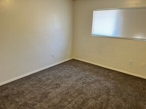 3801 Canadian St in Bakersfield, CA - Building Photo - Building Photo