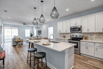 640 Begonia St in Atlantic Beach, FL - Building Photo - Building Photo