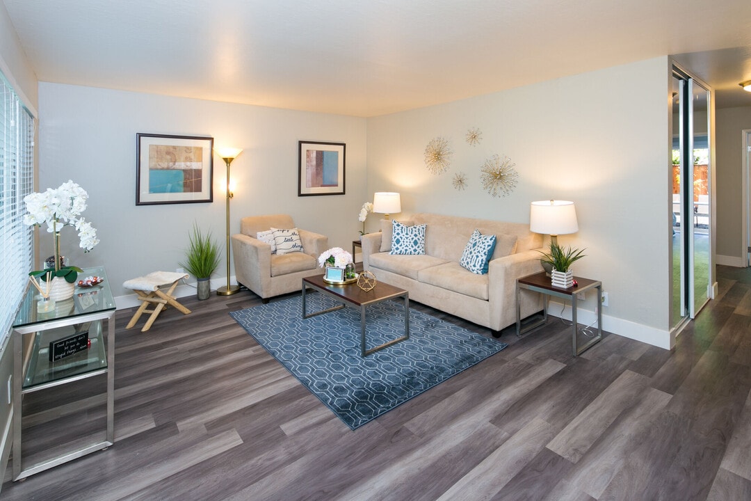 Vivante Apartments in Hayward, CA - Foto de edificio