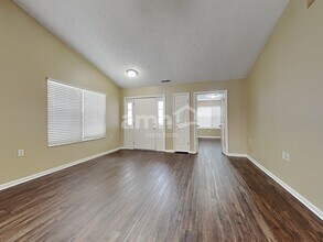 3725 Waterbridge Ln in Miamisburg, OH - Building Photo - Building Photo