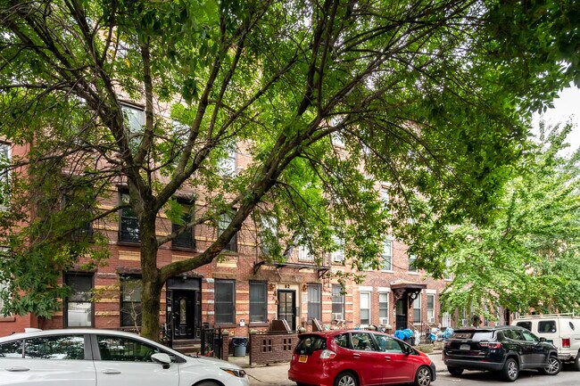 82 16th St in Brooklyn, NY - Building Photo - Building Photo