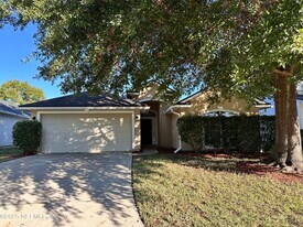 2786 Cross Creek Dr in Green Cove Springs, FL - Building Photo