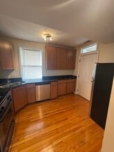 2553 W Ardmore Ave, Unit 2 in Chicago, IL - Foto de edificio - Building Photo