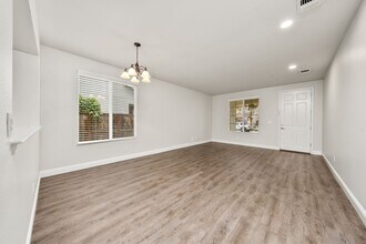 2120 Stansfield Dr in Roseville, CA - Building Photo - Building Photo