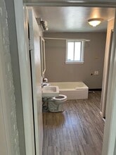 1527 E Cornell Ave in Springfield, IL - Building Photo - Building Photo