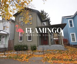 22 Perrine St in Dayton, OH - Building Photo