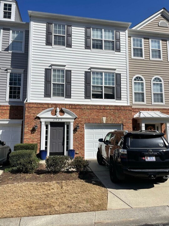 2925 Duvalla Ave in Charlotte, NC - Building Photo