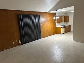 3719 Tiffany Dr in Houston, TX - Building Photo - Building Photo