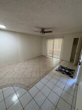 1201 S McClintock Dr in Tempe, AZ - Foto de edificio - Building Photo